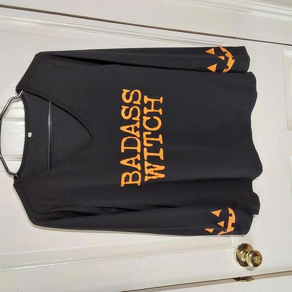 Halloween black long sleeve Badass Witch vneck shirt, Small - Picture 6 of 6